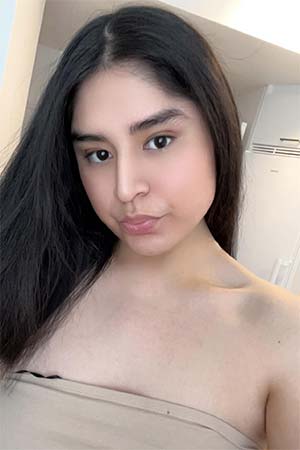 Lola, 29 ans - Traductrice polyglotte