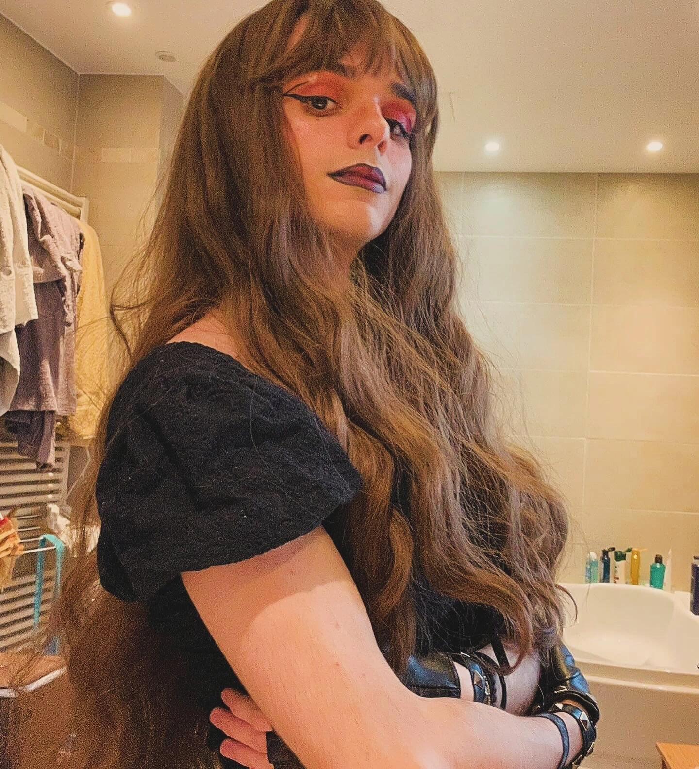 Clara aux yeux noisette